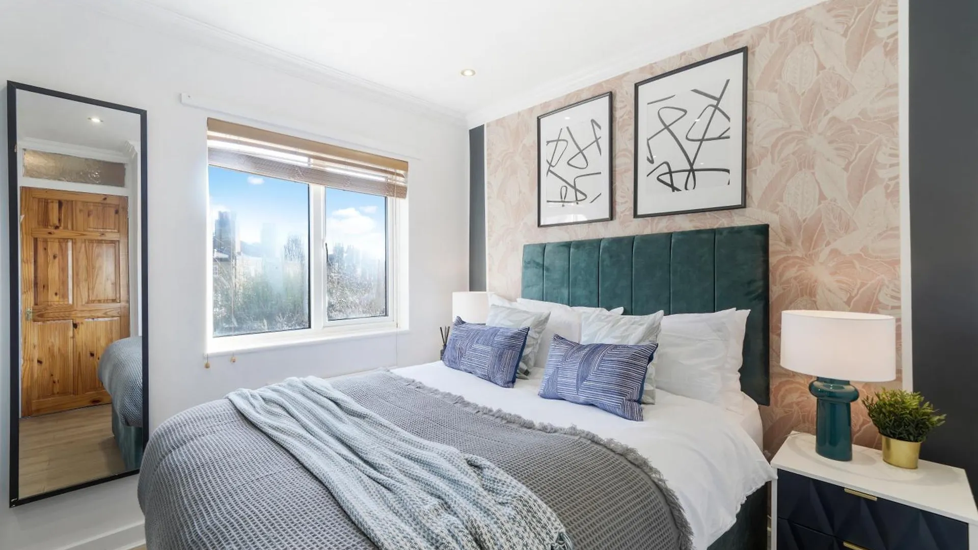 40 Percent Off! - Delightful Abode In London - Garden Villa United Kingdom