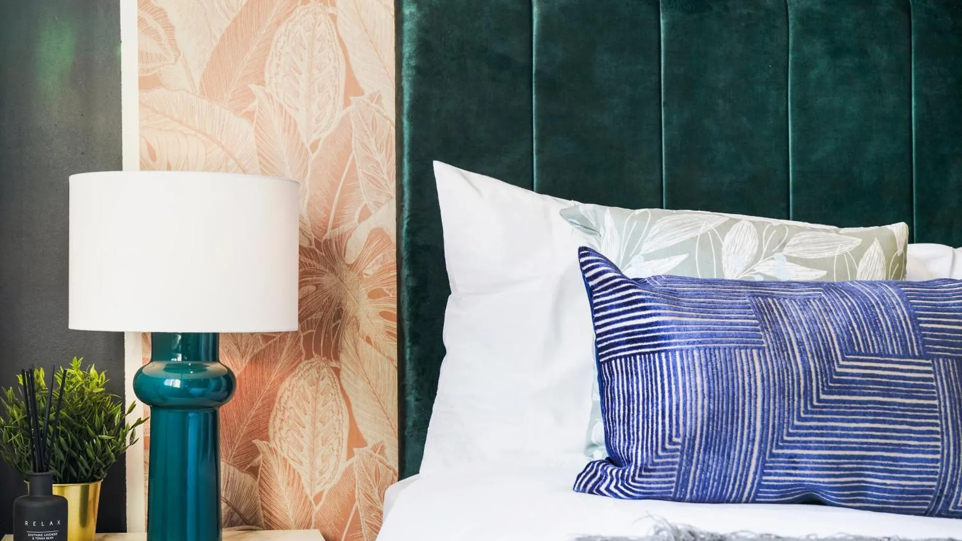 40 Percent Off! - Delightful Abode In London - Garden Villa United Kingdom