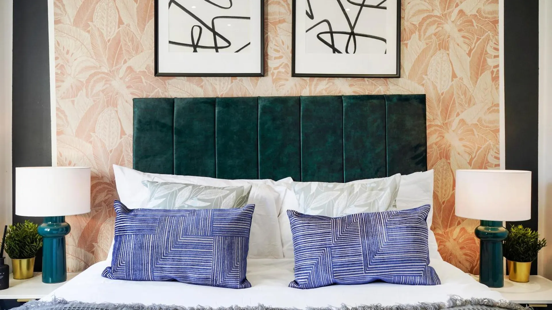 Holiday home 40 Percent Off! - Delightful Abode In London - Garden Villa